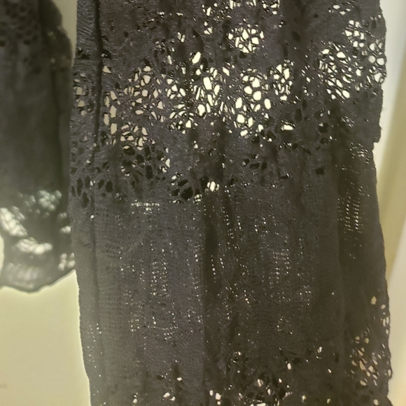 Lace shirt - Picture 4 of 4